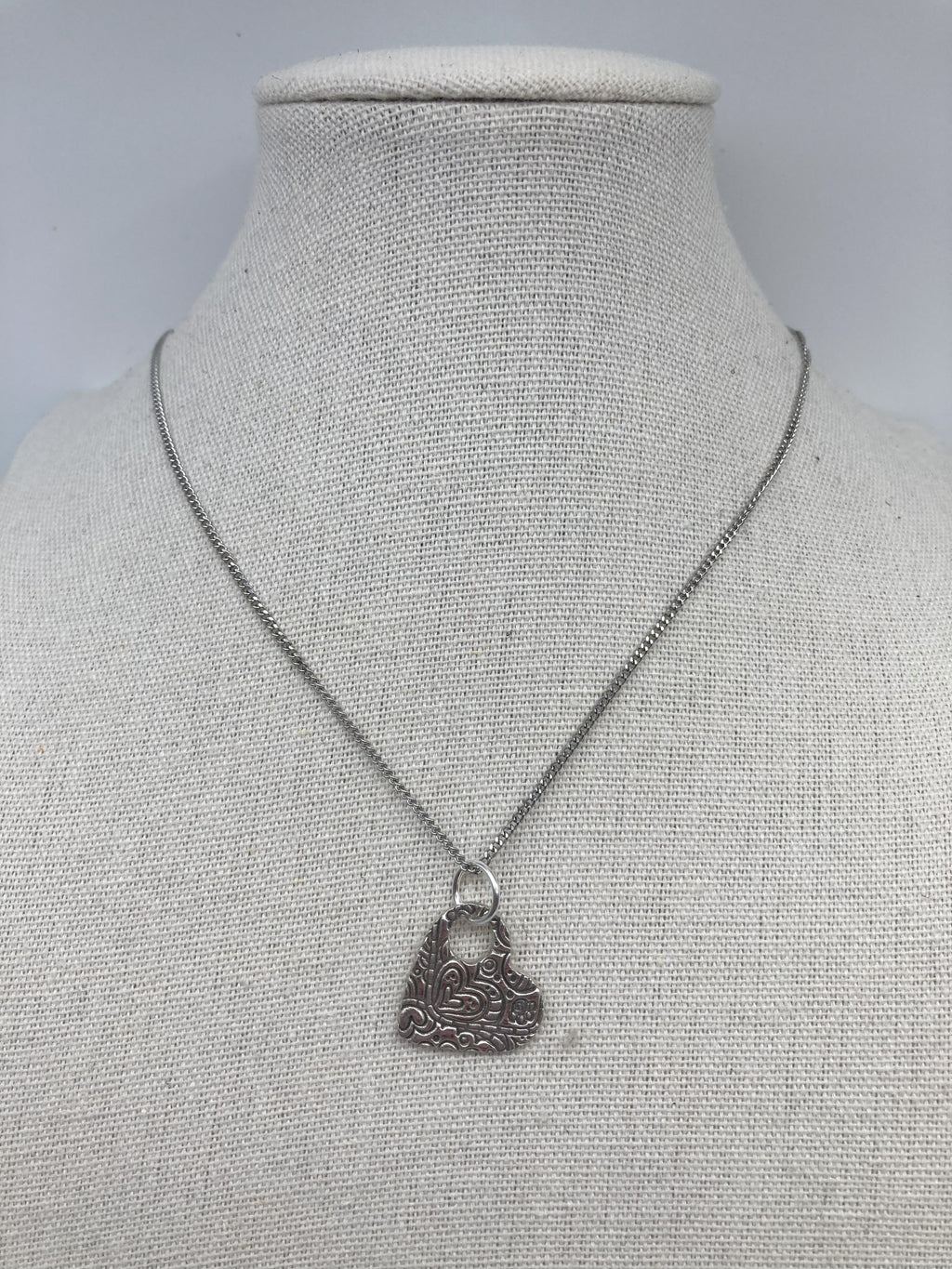 Silverheart Necklace