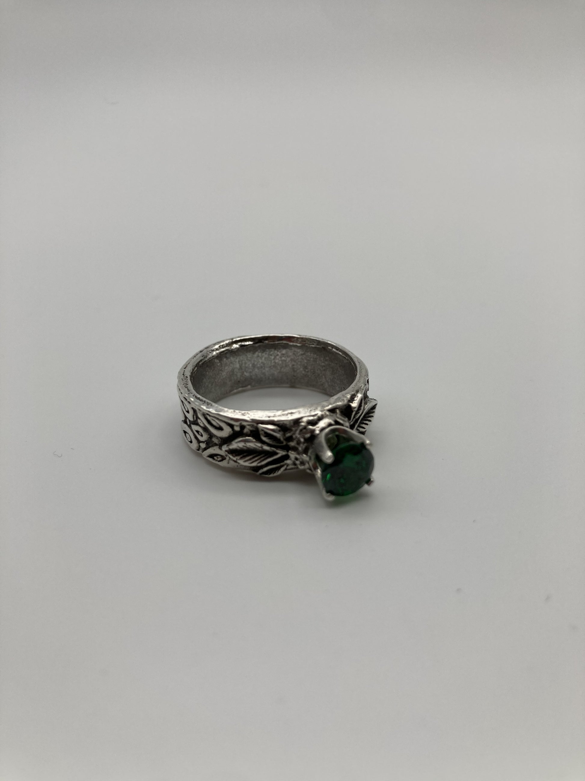 Emerald Leaves Ring