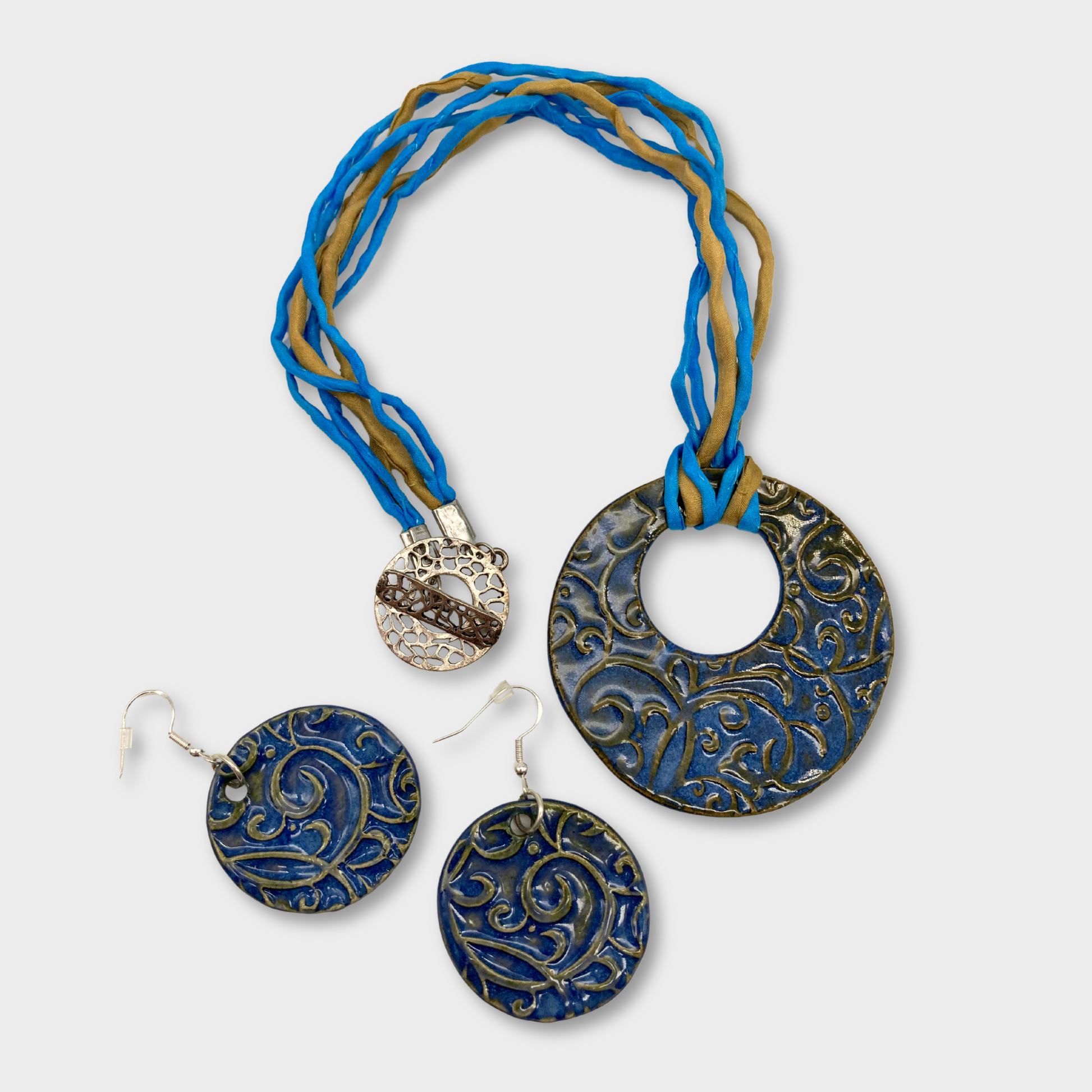 Midnight Garden Set (Earrings + Necklace)